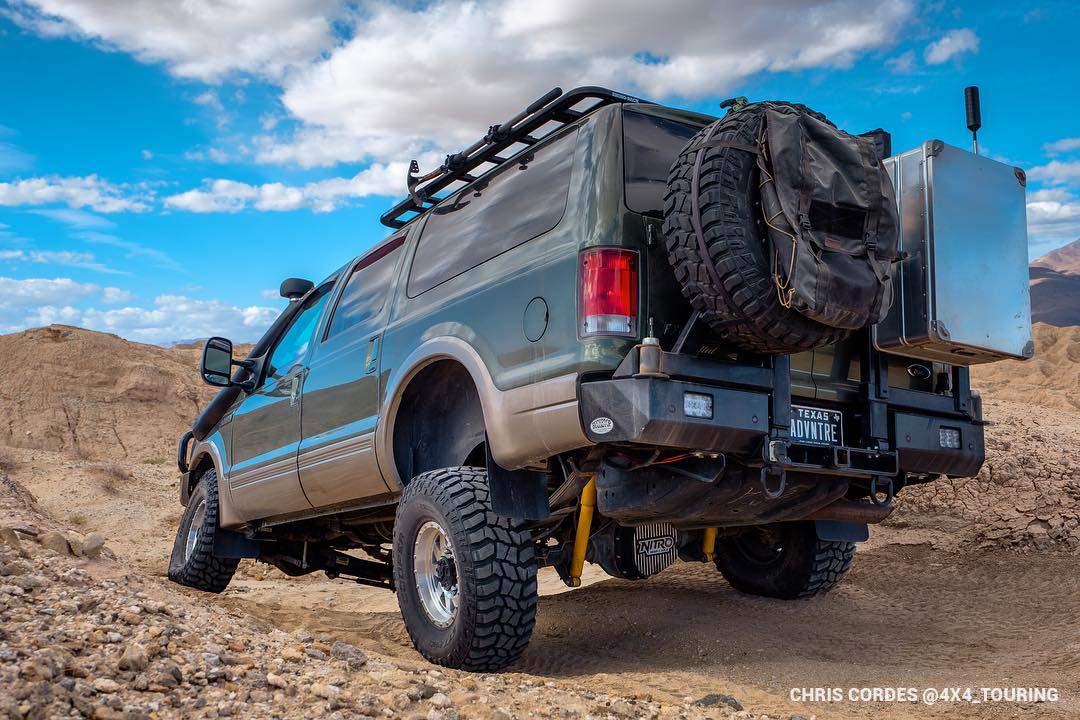 The Tire Storage Bag XL is ready for your next adventure