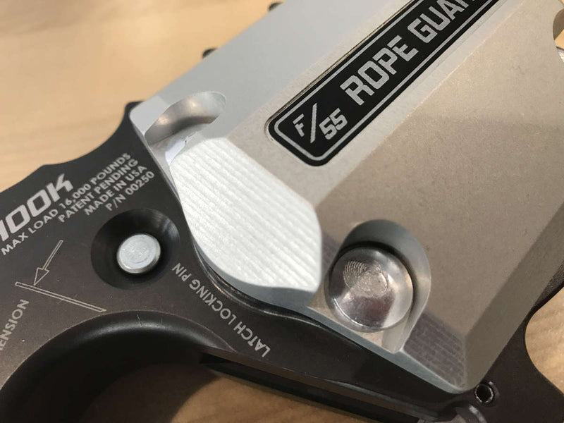 FACTOR 55 UltraHook Rope Guard. Close up on the rivets and badging