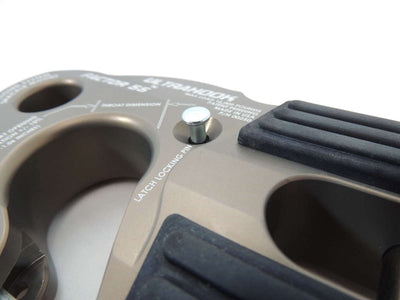 FACTOR 55 UltraHook  close up on the latch locking pin extended