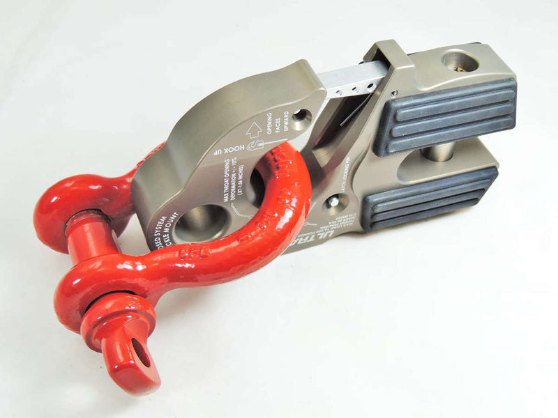 FACTOR 55 UltraHook Low Profile Shackle Mount closed on a bow shackle